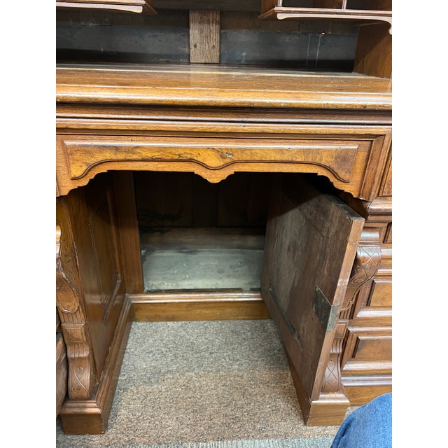 1800's Walnut Burlwood Rolltop Barrel Office Desk For Sale - Image 6 of 12