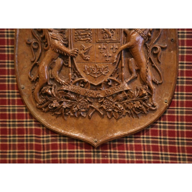 Late 19th Century Early 20th Century Carved Fruitwood Canadian Coat of Arms Wall Plaque For Sale - Image 5 of 8