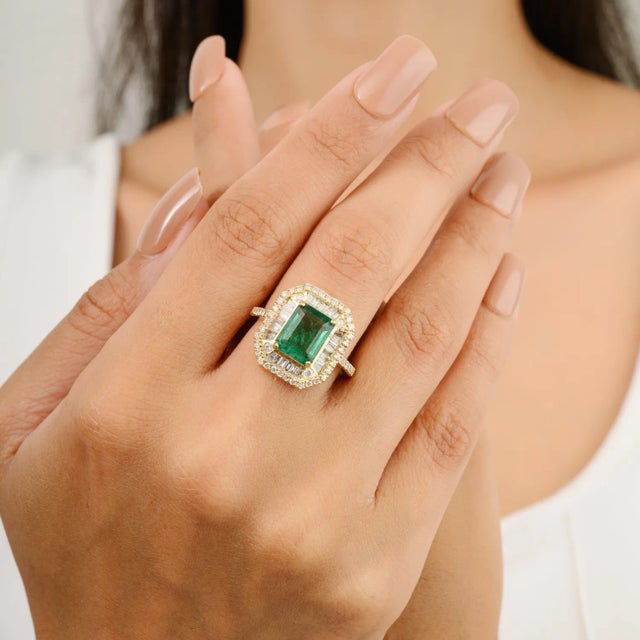 Bewitching Elate Ring With Emerald & Double Halo Diamonds Size 7 For Sale - Image 4 of 10