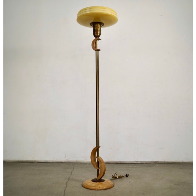 Vintage 1940's Art Deco floor lamp for sale. It's a beautiful sculptural lamp with a solid oak round base and solid oak...