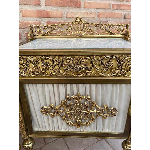 19th Century French Bronze Vitrine Nightstands with Glass Doors and Brass Drawer For Sale - Image 12 of 18