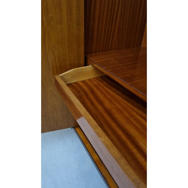 Large Wardrobe Unit attributed to Gio Ponti, 1950s For Sale - Image 12 of 18