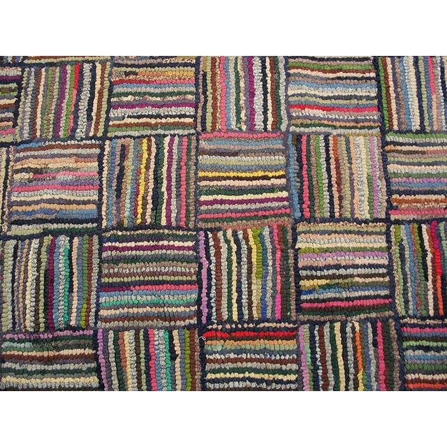 American 1930s Multicolor Basketweave Antique American Hooked Rug 4'9"x 6'0" Handknotted Wool Carpet For Sale - Image 3 of 4
