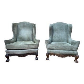 George III Style Wingback Armchairs in Carved Wood, 18th Century, Set of 2 For Sale
