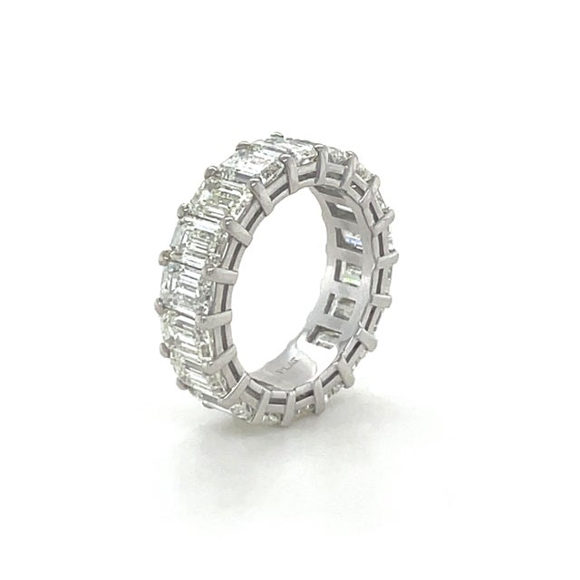 9.33 Carats Diamond Eternity Band, Platinum, Size 6.5 For Sale - Image 4 of 4