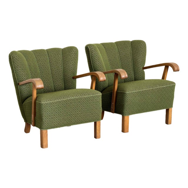 Scandinavian Modern Lounge Chairs in Green Wool, 1940s, Set of 2 For Sale