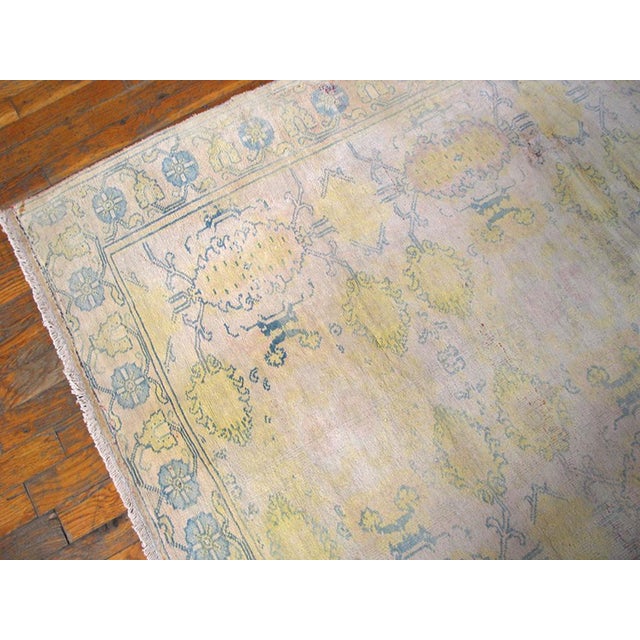 1920s White Cream Medallioni Antique Indian Cotton Agra Rug 4'2" X 6'4" Handknotted Wool Carpet For Sale - Image 4 of 7