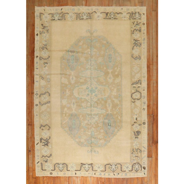 Mid 20th Century Vintage Turkish Rug, 5'10'' X 8'5'' For Sale - Image 10 of 10
