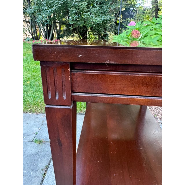 Wood Mid-Century Mersman Mahogany End Table With Fluted Corner Blocks For Sale - Image 7 of 9