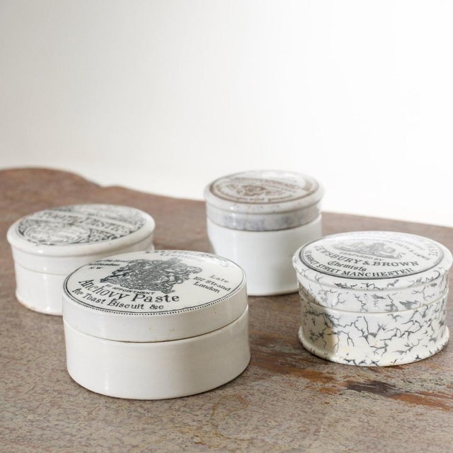 19th Century Miniature Boxes in Porcelain, Set of 4 For Sale - Image 10 of 10