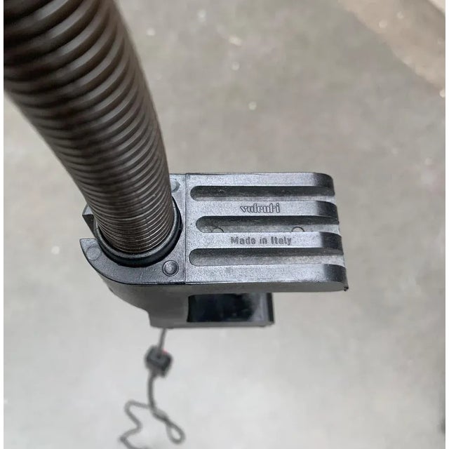 Vintage Italian Space Age Hebi Table Lamp by Isao Hosoe for Valenti Luce For Sale - Image 14 of 18