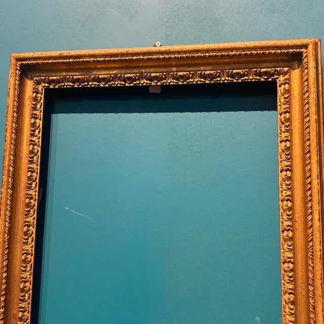 Antique Gold Leaf Frame, 18th Century For Sale - Image 3 of 13