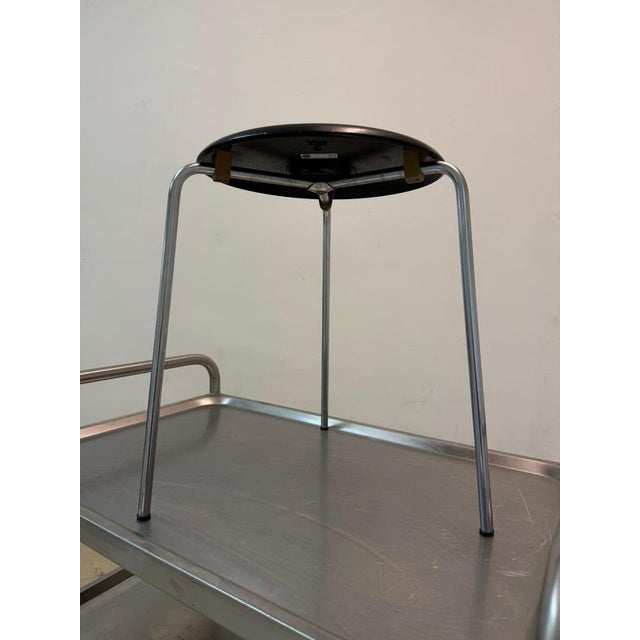 Tripod Dot Stool in Black Chrome by Arne Jacobsen for Fritz Hansen For Sale - Image 5 of 11