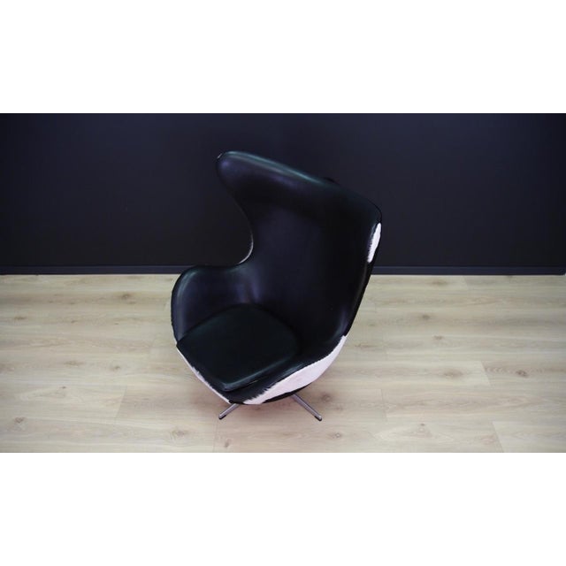 Vintage Danish Egg Chair by Arne Jacobsen for Fritz Hansen, 1980s For Sale - Image 17 of 18