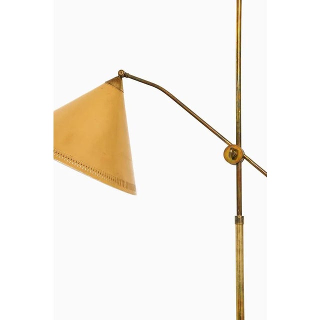 Floor Lamp in Brass with Original Yellow Lamp Shade, 1950s For Sale - Image 3 of 13
