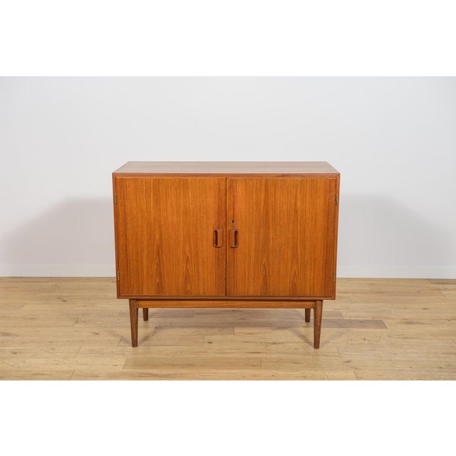 Mid-Century Modern Small Mid-Century Modern Dresser by Børge Mogensen for Søborg Møbelfabrik, Denmark, 1960s For Sale - Image 3 of 18