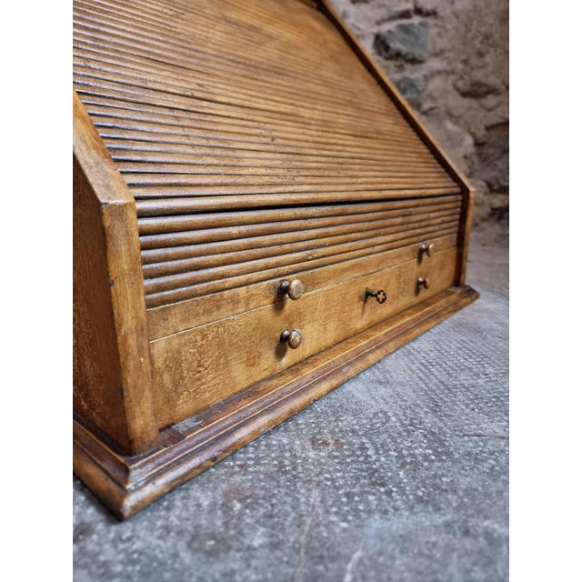 Antique Optician's Table Display Cabinet in Walnut with Roll Top, France, Early 1900s For Sale - Image 12 of 18