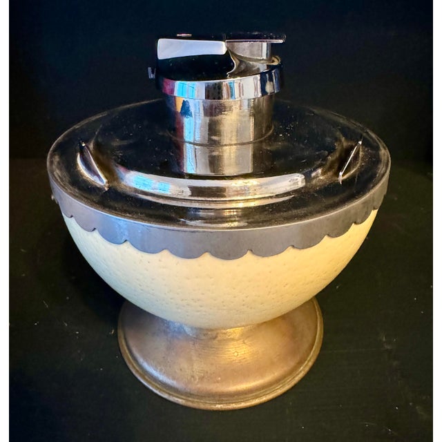 Vintage Italian Ostrich Egg Lighter For Sale In Los Angeles - Image 6 of 6