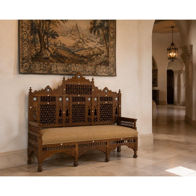 Early 20th Century Middle Eastern Carved Walnut Mashrabiya Settee, 1920s–1930s For Sale - Image 4 of 14