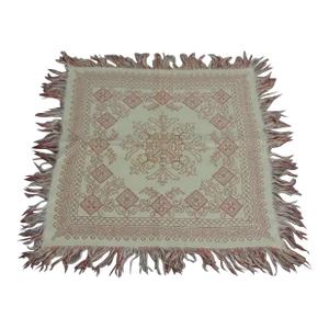 Vintage Red and White Greek Isle Square Woven Table Topper With Fringes