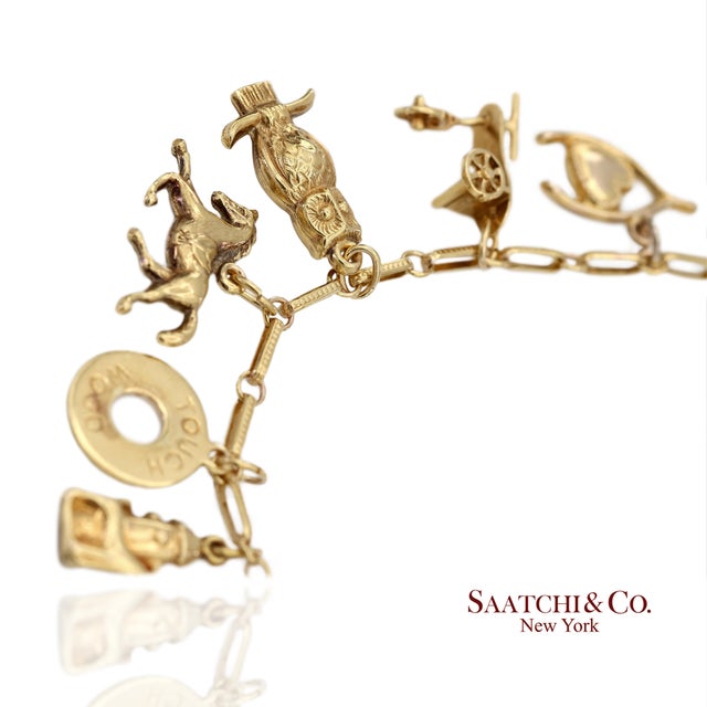 Vintage Estate 10k(417) Yellow Gold Charm Bracelet For Sale In New York - Image 6 of 13