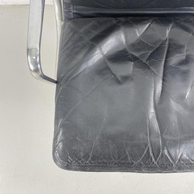 Eero Saarinen Black Leather Soft Pad Group Chair by Charles and Ray Eames for Herman Miller, 1960s For Sale - Image 4 of 12
