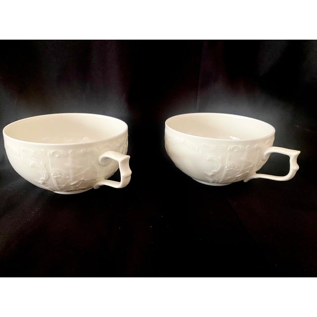 Rosenthal Sanssouci Ivory Pair of Cup and Saucers Set Mid 20th Century Mint Condition For Sale - Image 13 of 15