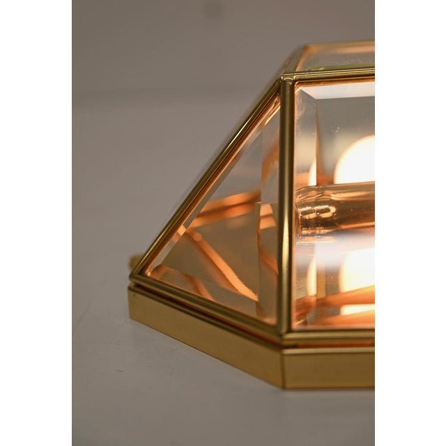 Brass and Beveled Glass Flush Mount Lamps from Fontana Arte, Italy, 1970s, Set of 2 For Sale - Image 15 of 18