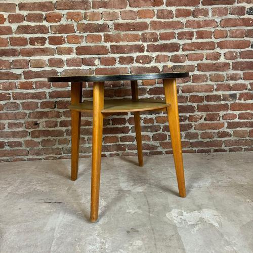 Vintage Enamelled Coffee Table with Shelf, 1960s For Sale - Image 3 of 7
