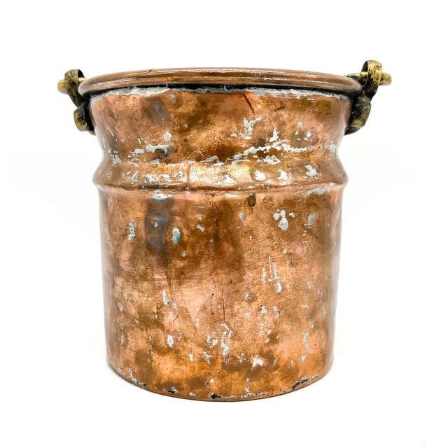 Vintage Hammered Copper Cachepot With Brass Swing Handle — Rustic European / English Country / Colonial Style For Sale In Houston - Image 6 of 13