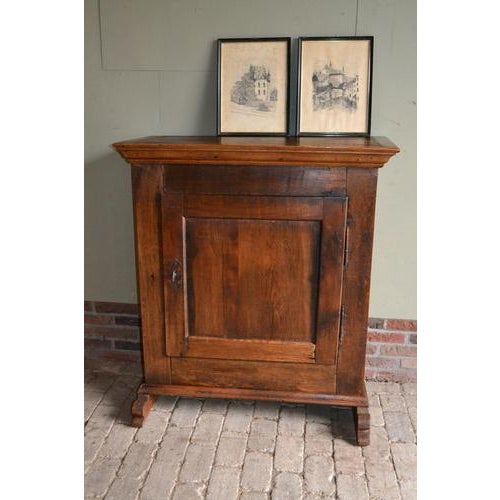 Antique Oak Single-Door Spindle Cupboard. For Sale - Image 10 of 12