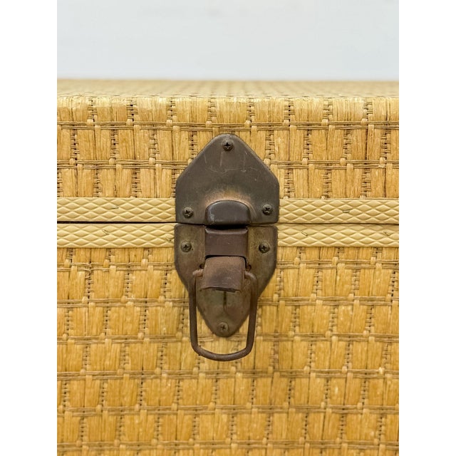 Mid 20th Century Vintage Blonde Woven Wicker Chest, Brass Clamp Hardware Storage, Coastal Trunk For Sale - Image 5 of 14