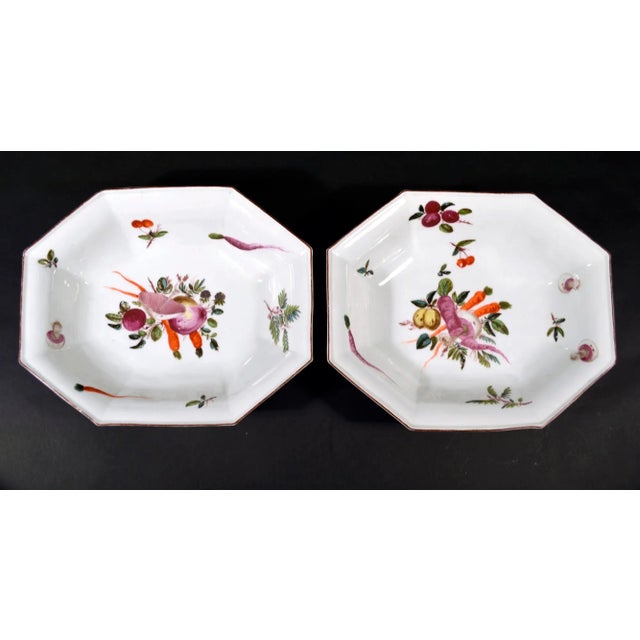 Pair of 18th Century Chelsea Porcelain Octagonal Dishes With Vegetables For Sale In Philadelphia - Image 6 of 8
