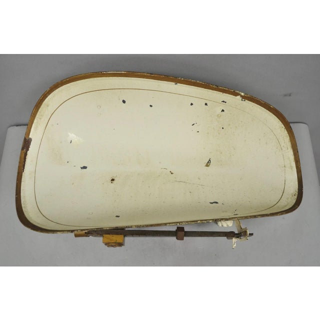 Early 20th Century Antique Putzeys & Melot Liège Belgium Neoclassical Style Cast Iron Baby Scale For Sale - Image 5 of 18