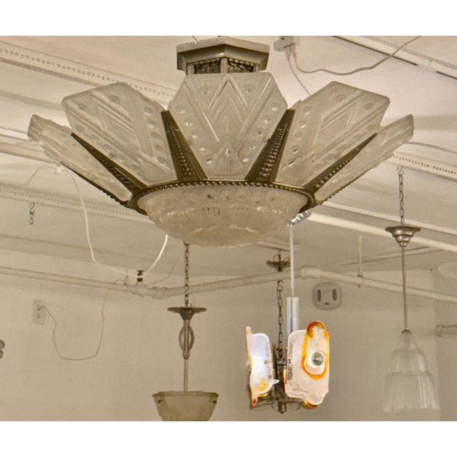 Art Deco French Art Deco Chandelier by G Leleu For Sale - Image 3 of 13
