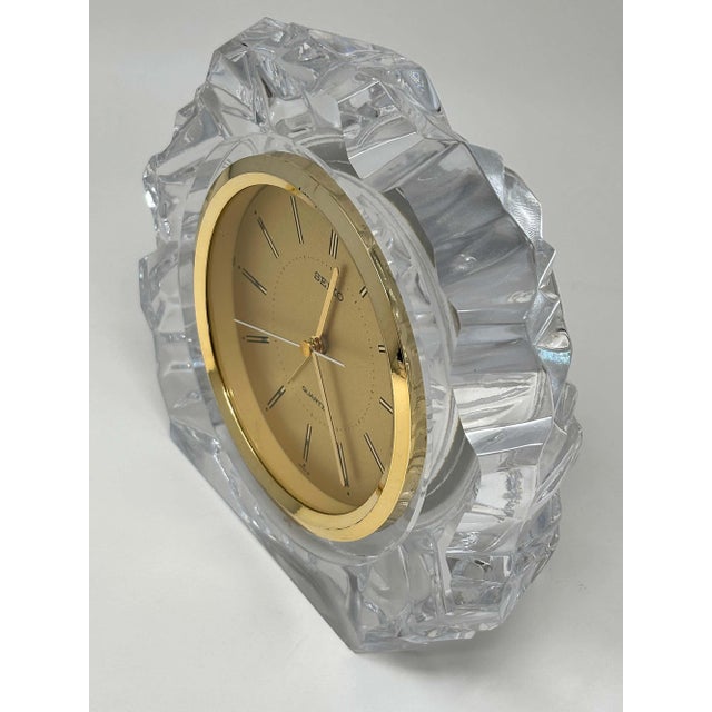 1980s Vintage Seiko Japanese Faceted Crystal Quartz Desk or Mantel Clock, circa 1980s For Sale - Image 5 of 12