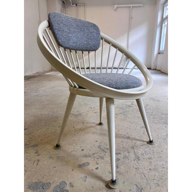 White Circle Chair by Yngve Ekström for Swedese For Sale - Image 6 of 11