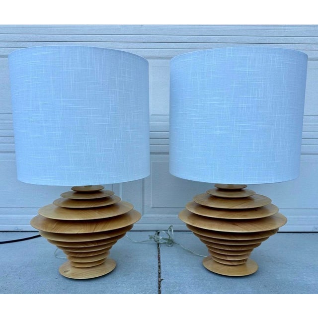 Pair of Discus Table Lamps Attributed to Shepard Vineburg, Los Angeles C. 1980 For Sale - Image 18 of 18