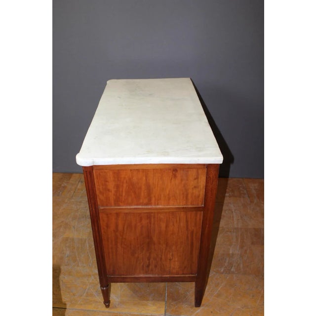 Early 19th Century Small Louis XVI Chest of Drawers, 1800 For Sale - Image 5 of 14