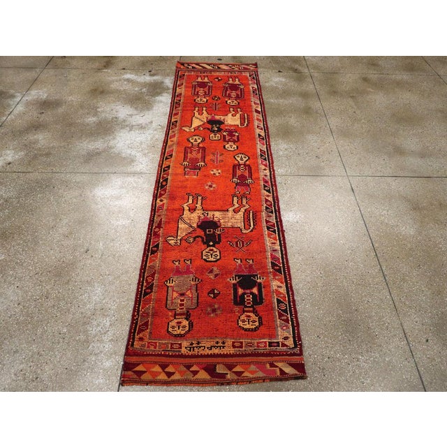 Galerie Shabab Collection Mid-20th Century Turkish Anatolian Rug For Sale - Image 4 of 10