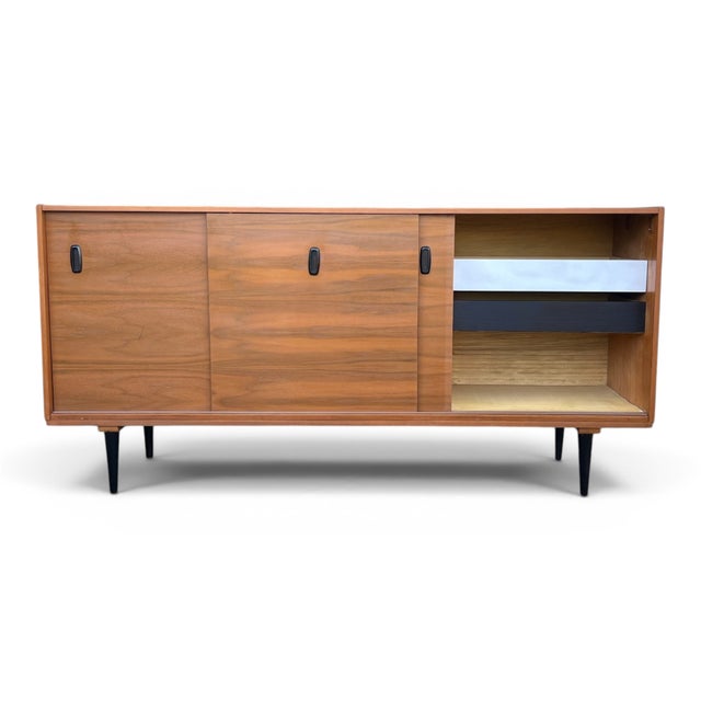 Mid-Century Modern Teak Buffet Credenza With Sliding Doors & Adjustable Shelves For Sale - Image 4 of 15