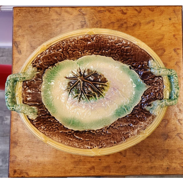 A Lovely antique 19th Century Majolica begonia leaf platter a charming addition for your Majolica Collection, centered...