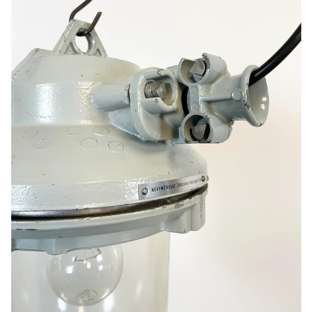 Industrial Industrial Grey Cast Aluminium Explosion Proof Lamp from Elektrosvit, 1970s For Sale - Image 3 of 15