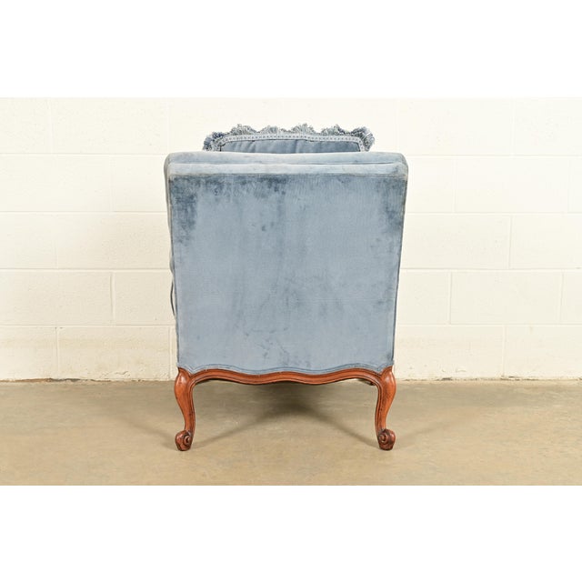 Baker Furniture Style French Provincial Louis XV Carved Walnut Velvet Upholstered Lounge Chair and Ottoman | Circa 1960s For Sale - Image 14 of 16