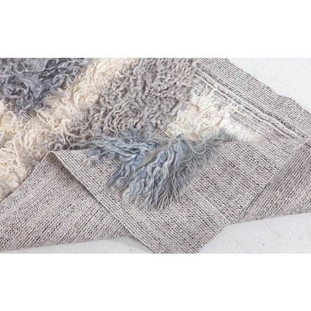 Early 21st Century Modern High-Low Tulu Rug – A Tactile Work of Art by Doris Leslie Blau For Sale - Image 5 of 8