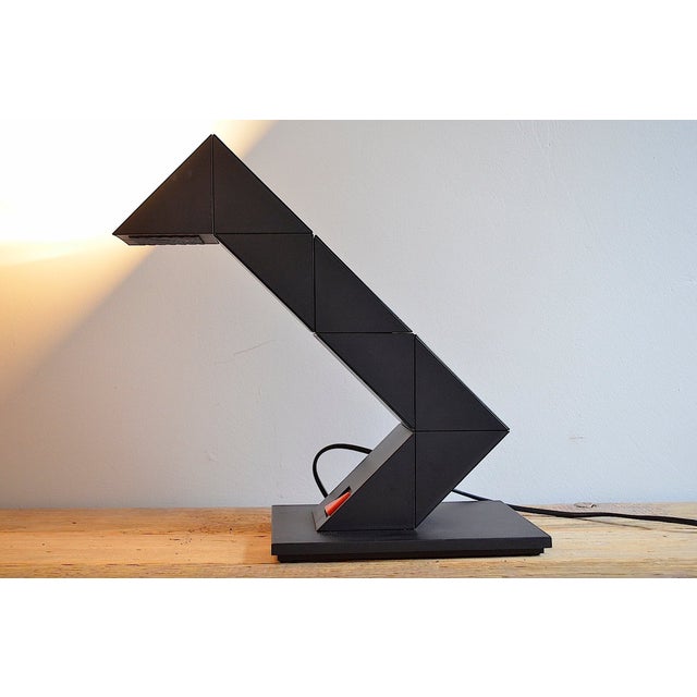 Zig Zag Table Lamp by Shui LD Chan for Brilliant Leuchten, 1980s For Sale - Image 11 of 16