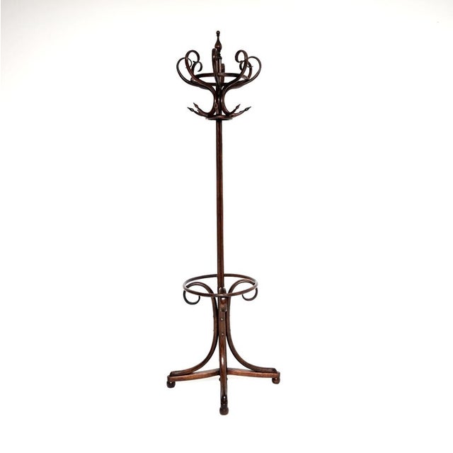 A wonderful original antique Victorian bentwood hatstand / coat rack. This was made in central Europe in Austria. It dates...