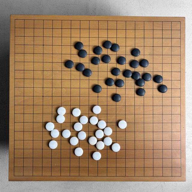 Brown Complete Go Board in Kaya Wood Japan, 1960s, Set of 3 For Sale - Image 8 of 18