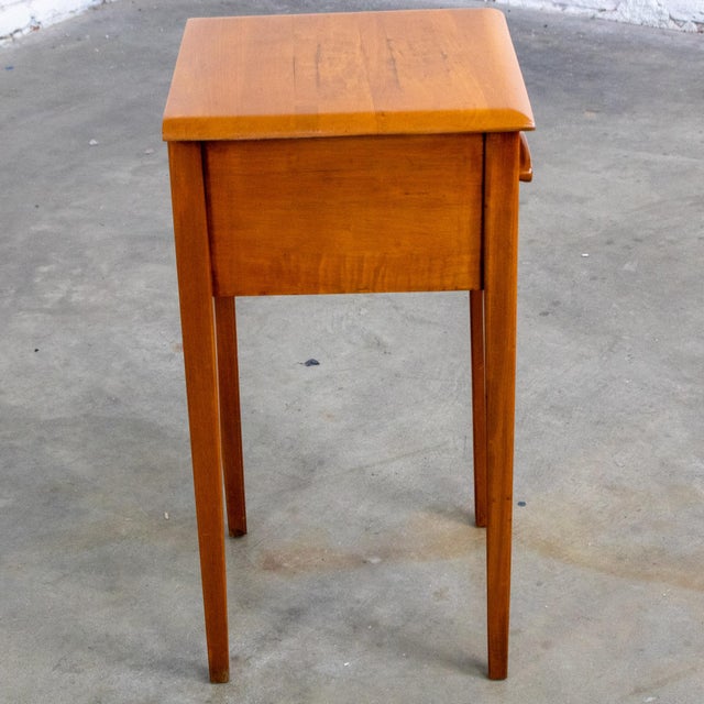 Brown 1930s to 1950s Transitional Solid Maple Nightstand or End Table With Hand Carved Pulls For Sale - Image 8 of 18
