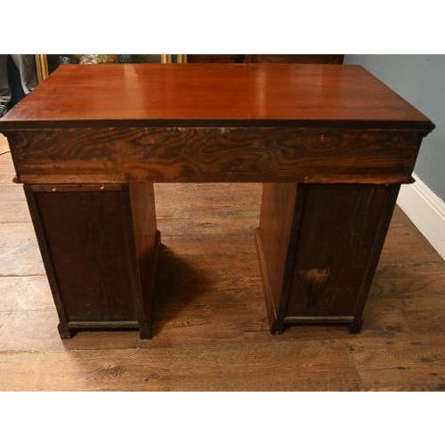 Military Campaign Pedestal Desk in Mahogany, 1880 For Sale - Image 5 of 15